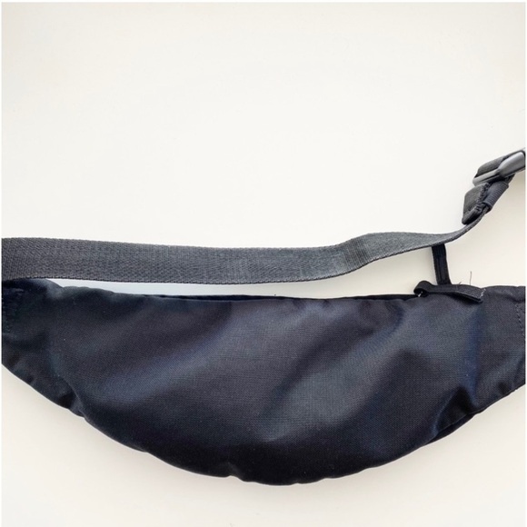 NIKE Black Unisex Heritage Rebel Graffiti Belt Bag 90’s Streetwear - Picture 3 of 10